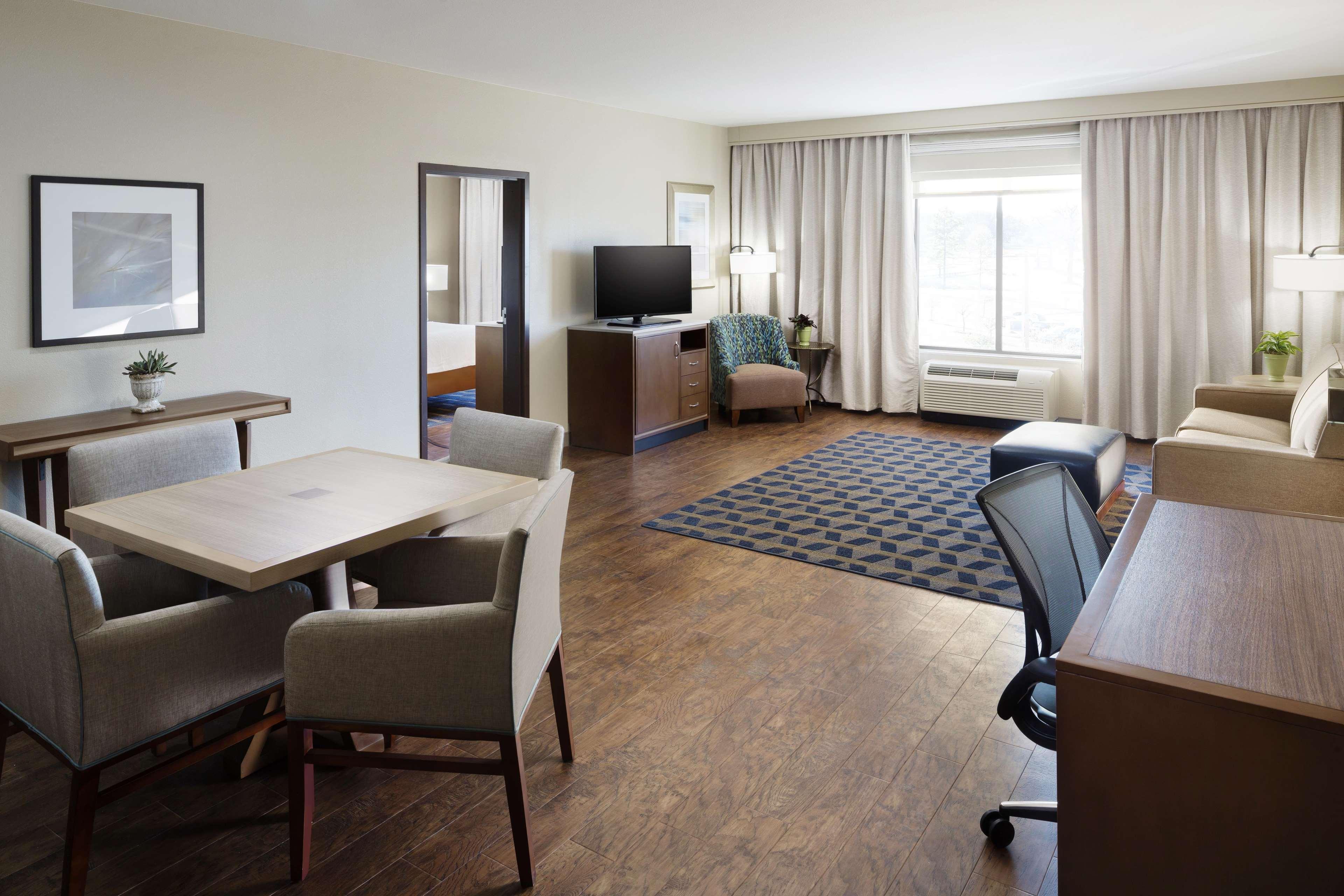 Longview Hilton Garden Inn Exterior foto